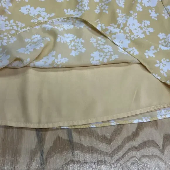 Abercrombie & Fitch Babydoll Dress Smocked Yellow Floral Size M Y2K Cottagecore - Picture 8 of 16